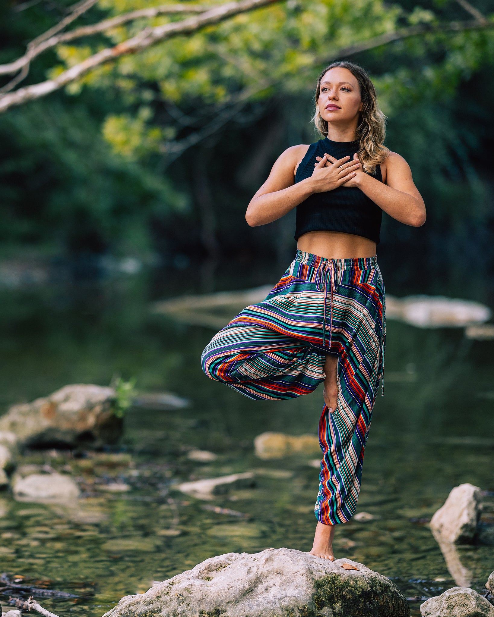 yoga in the woods#color_green stripes